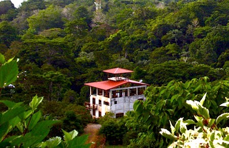 CastilloDePavonesCostaRicaSurroundings